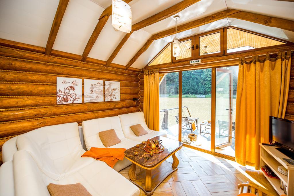 Buhta Vikingiv Hotel Vodniki Bagian luar foto